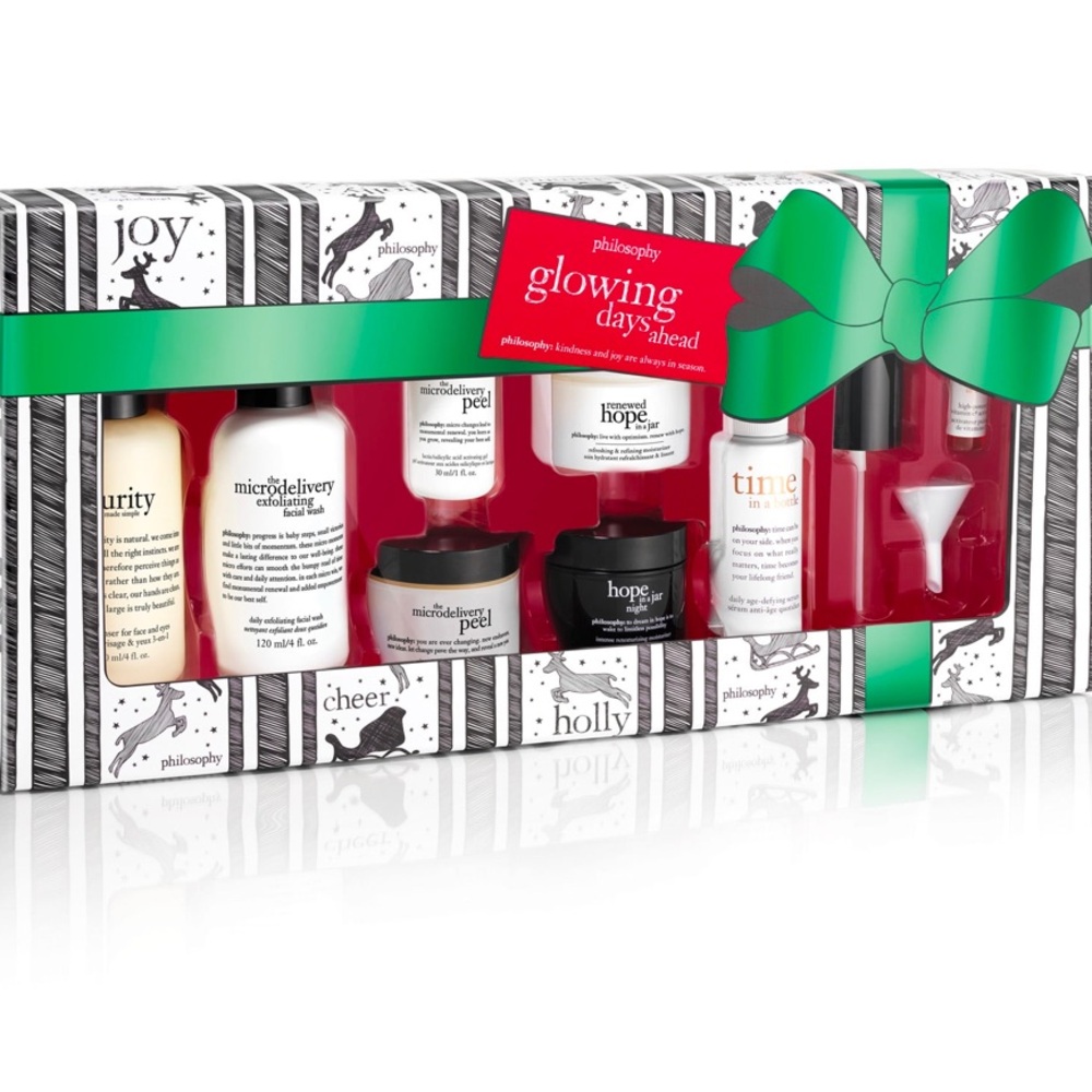 Philosophy Glowing Days 8-piece Skincare gift set